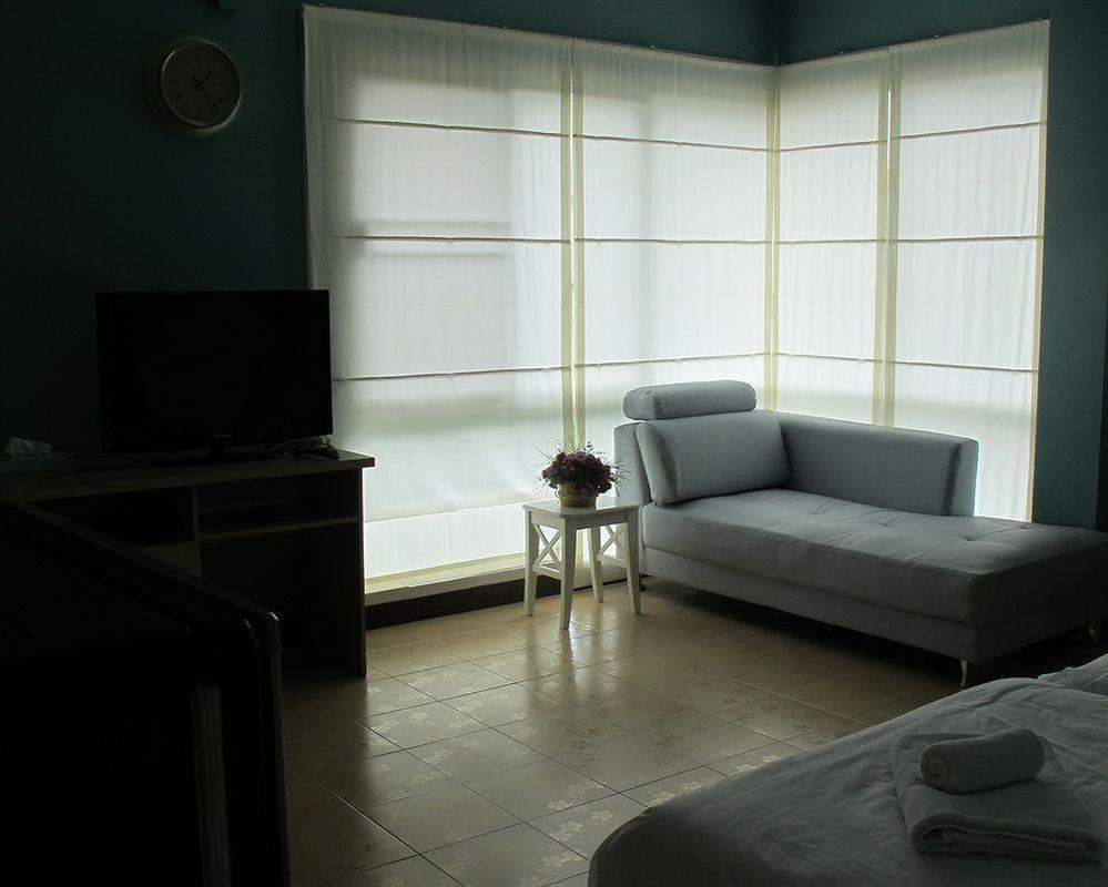 U431 Chaengwattana Hotel Nonthaburi Exterior photo